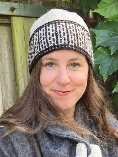 Silver Birch hat & gloves