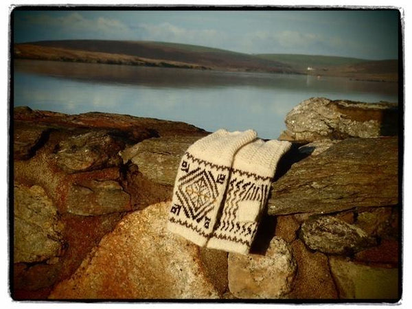 Da Meids Mitts kits (colourway 1-3)